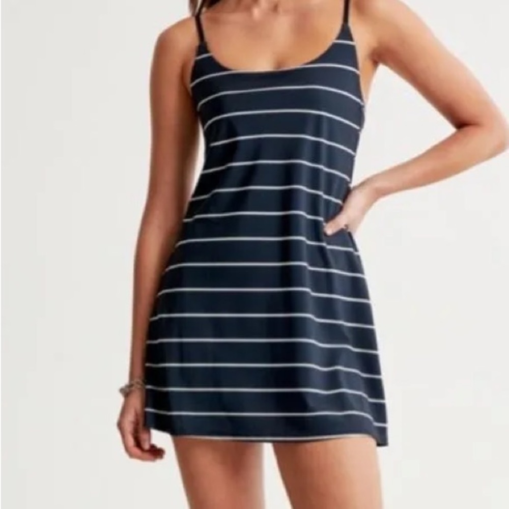 Abercrombie & Fitch A&F Traveler Mini Dress Built In Shorts Sleeveless size XS